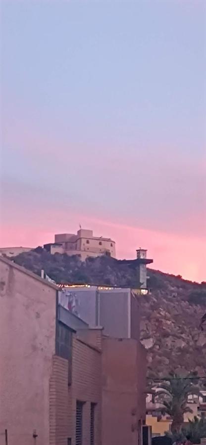 Mawilec, Centre, Plage, Port, Garage Águilas Exteriör bild